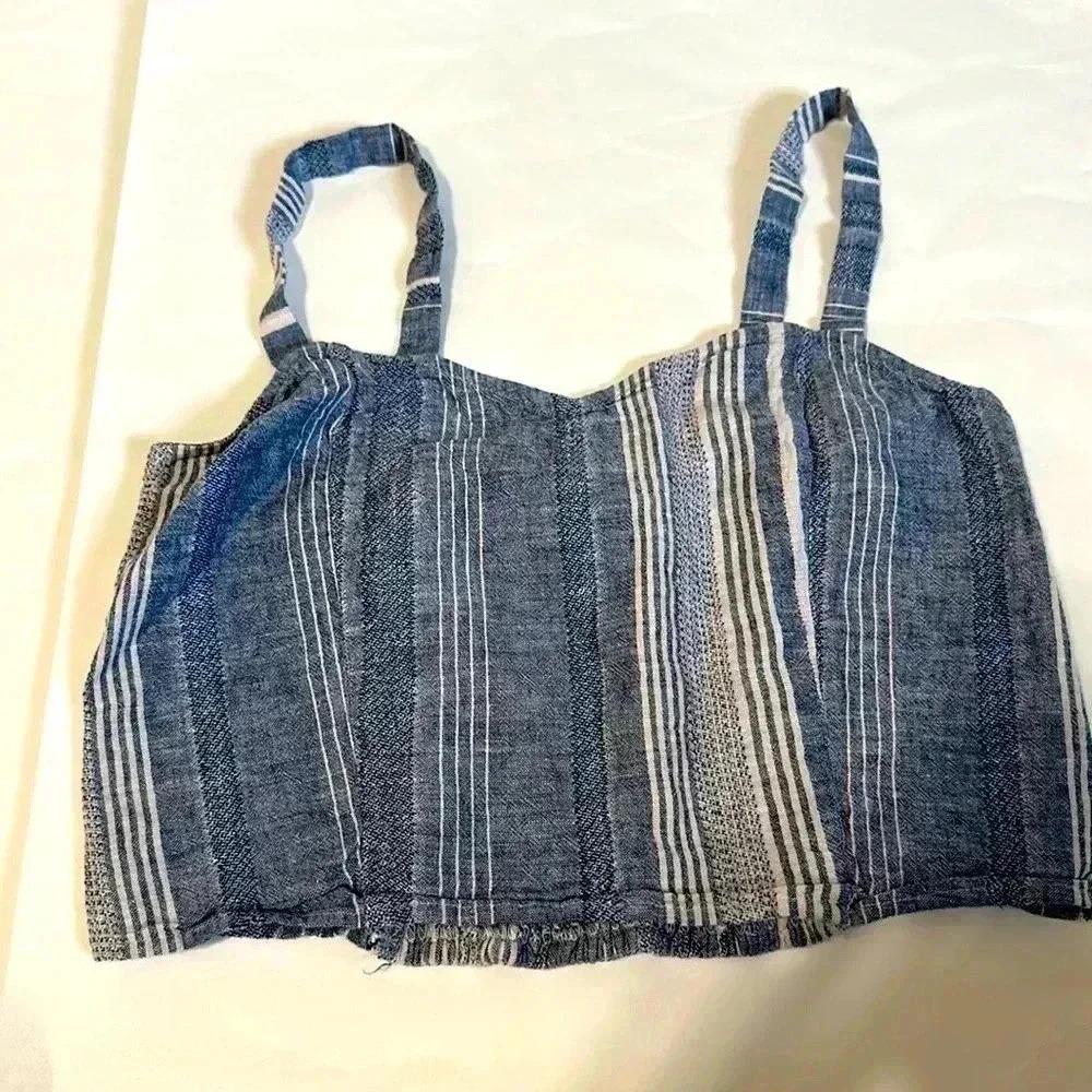 Express blue linen blend crop top size medium